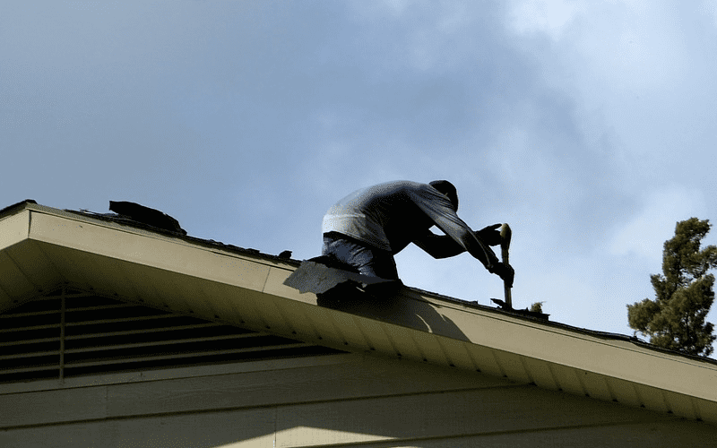 ¿Cómo realizar la reparación de goteras?