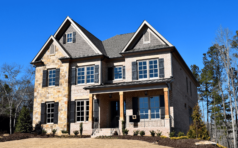 ¿Por qué elegir fachadas de cristal o de madera?