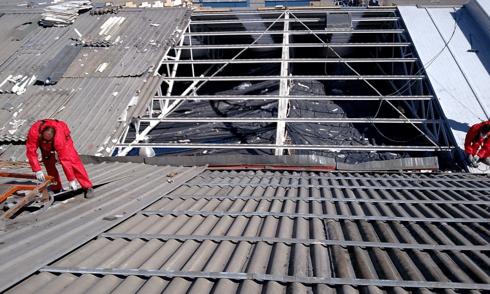 ¿Cualquiera puede realizar el retiro?