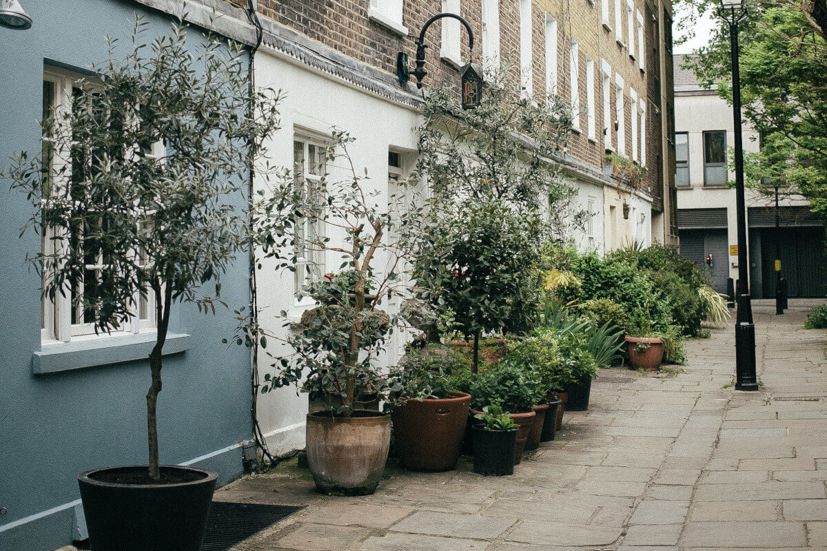 Favorece el aislamiento térmico y acústico