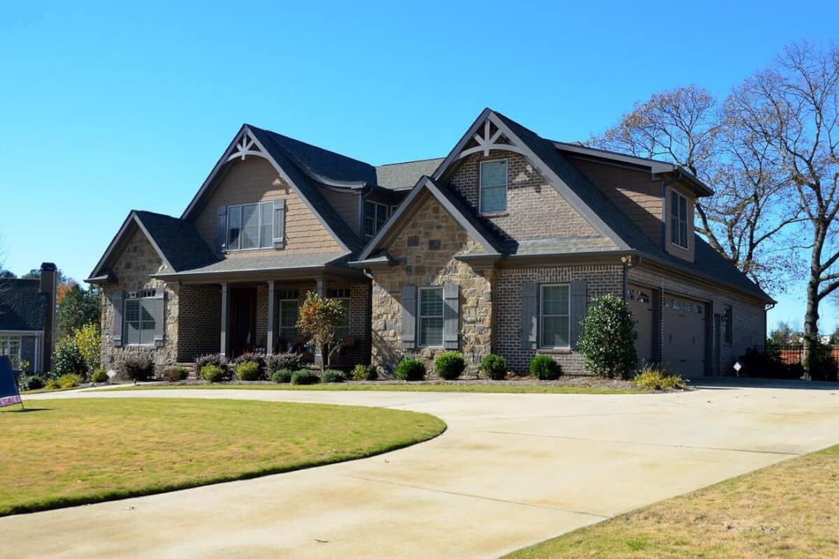 ¿Cuál es el mejor material para revestir fachadas?