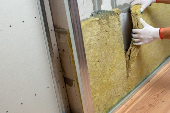 Después de aislar la casa tendrás facturas más económicas a final del mes