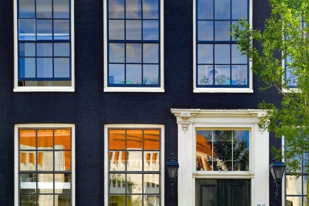 Pintura de fachadas comunitarias en Madrid